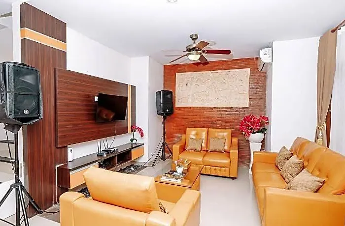 Kayangan Saba Villa Blahbatu